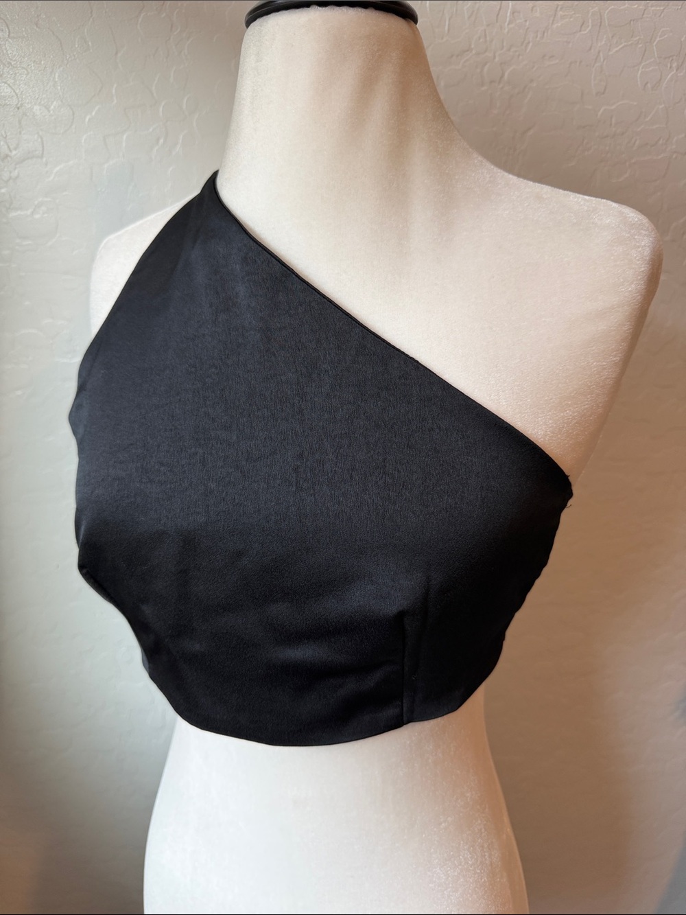 One-Shoulder Black Crop Top